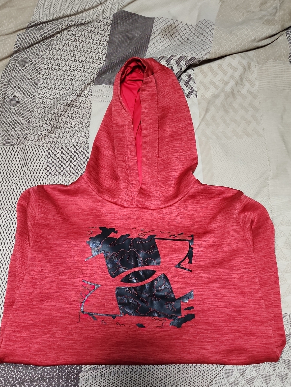 YXL Under Armour Hoodie